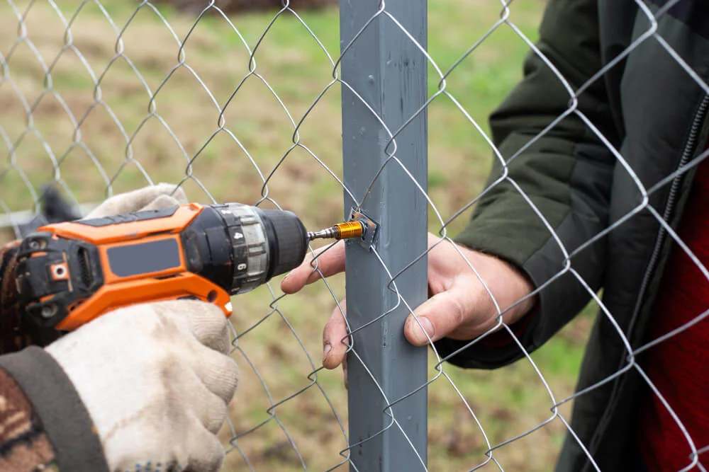 Professional fence repair servcies Garner