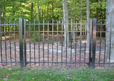 Staggered- top aluminum fencing in Raleigh NC